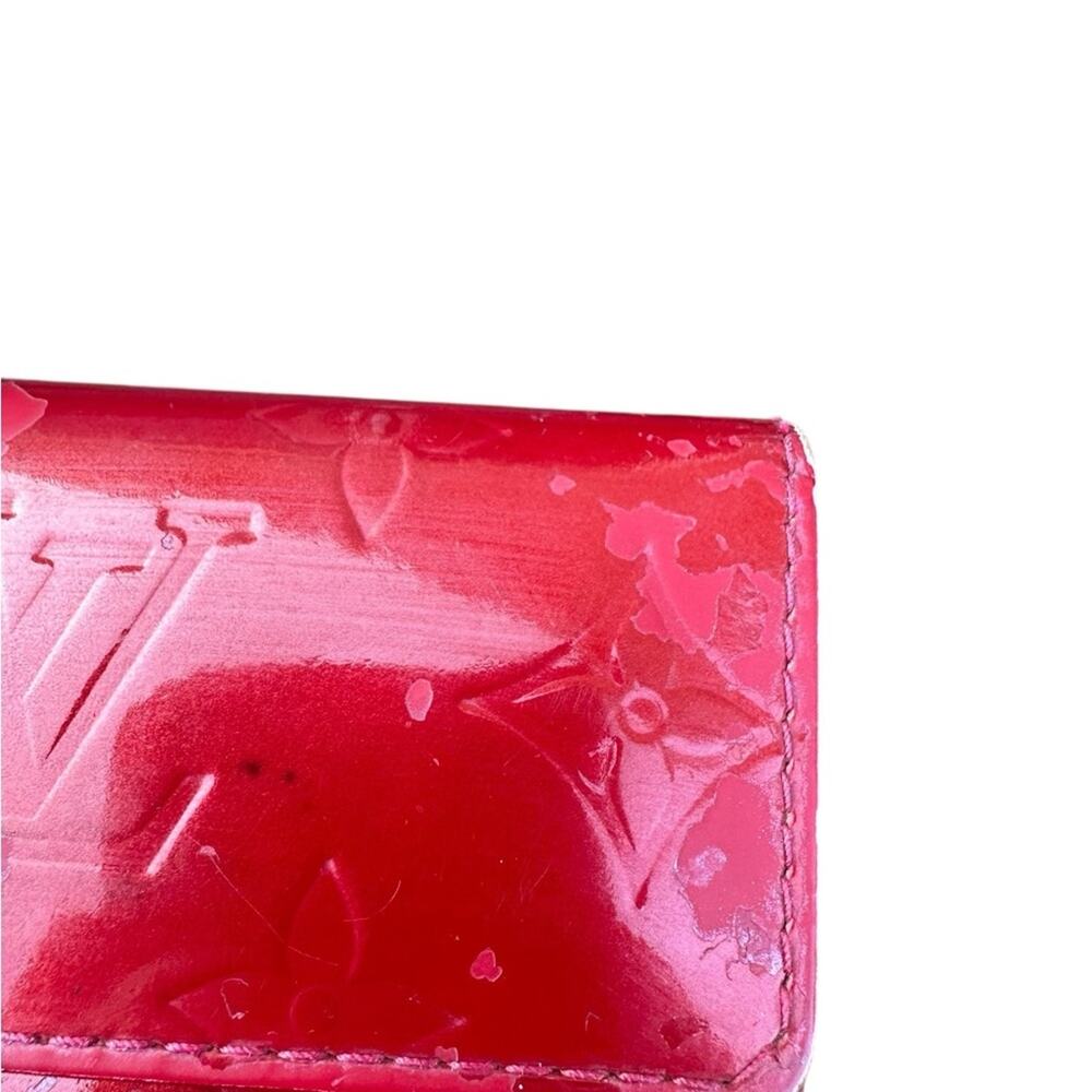Louis Vuitton
2014 Monogram Vernis Key Holder - Picture 2 of 9